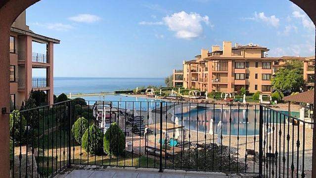 Kaliakria Infinity Pool Apartment Topola Luaran gambar